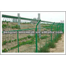 highway fence barrier